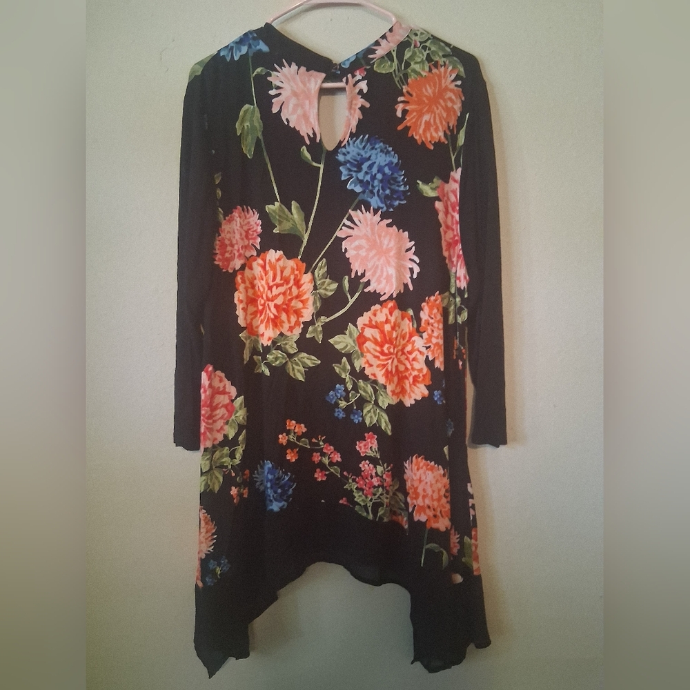 Kate & Mallory Black Floral Long Sleeve Dress